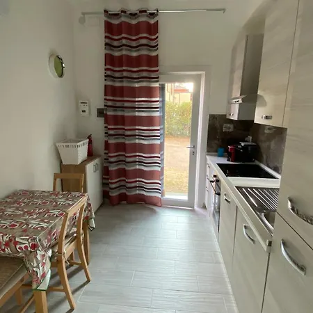 Dieci Minuti Dall Aereoporto Appartement *